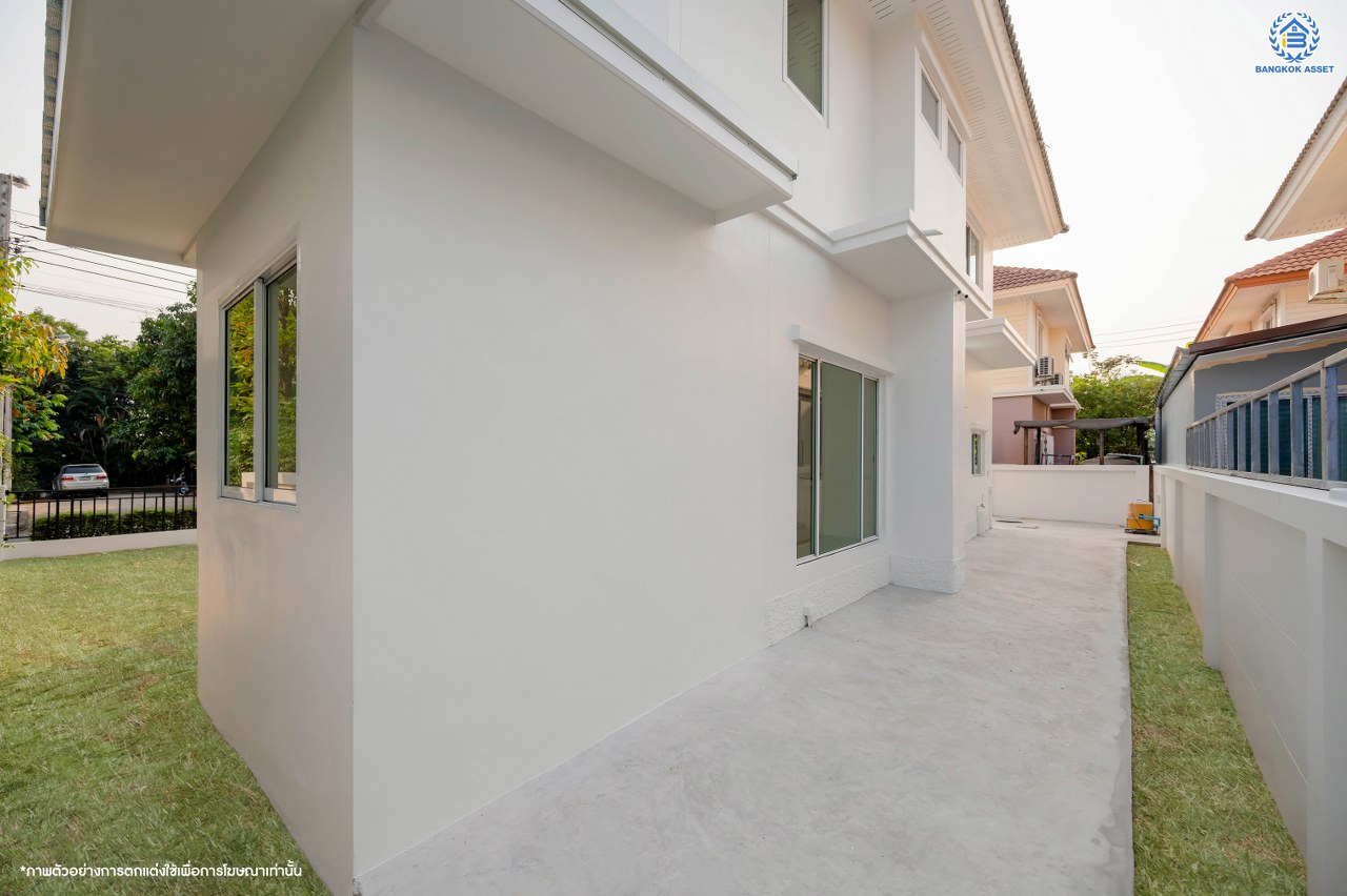 บ้านมือสองตกแต่งใหม่ โครงการ เพอร์เฟคพาร์ค วัดพระนอน จากแบรนด์ Property Perfect เนื้อที่ 56 ตร.ว. พื้นที่ใช้สอย 195.07 ตร.ม. ฟังก์ชัน 3 ห้องนอน 3 ห้องน้ำ 1 ห้องอเนกประสงค์ 2 ที่จอดรถ พร้อม Facilities ครบครัน บนทำเลเชื่อมต่อถนนกาญจนาฯ ใกล้ทางด่วน "ศรีรัช" เซ็นทรัลเวสต์เกต และรถไฟฟ้าสายสีม่วง "สถานีตลาดบางใหญ่"